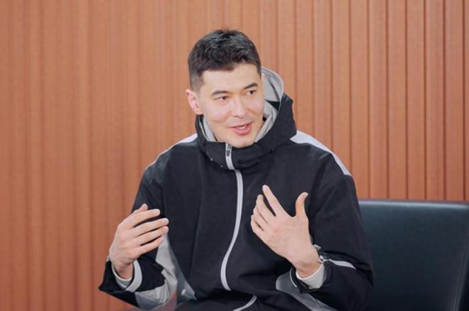 九游体育-拼尽全力！阿不都沙拉木系列赛2场场均20分7.5板外加1.5抢断1帽