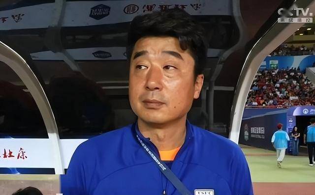 九游体育-赛后发表不负责任评论，泰山主帅遭禁赛1一场罚款1万元