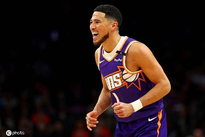 九游体育-包含NBA-创史！布克2年1.45亿美元提前续约太阳的词条