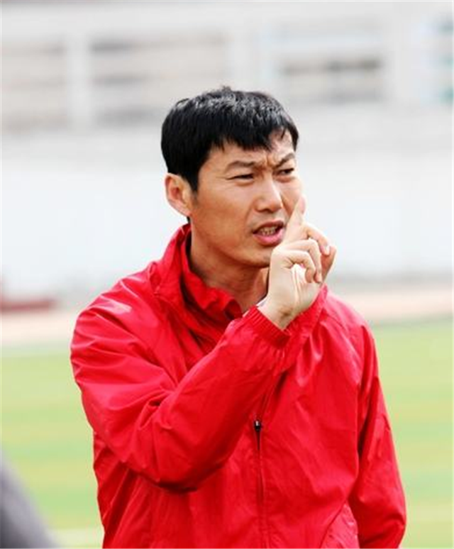 九游体育-郑智助攻国米，帮助球队摘下胜利